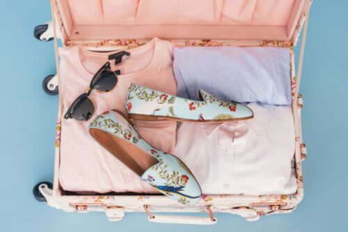 how to pack light when traveling cover