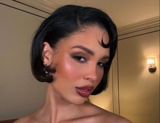 Auntie No More: The Side Part Bob Just Got a Glow Up