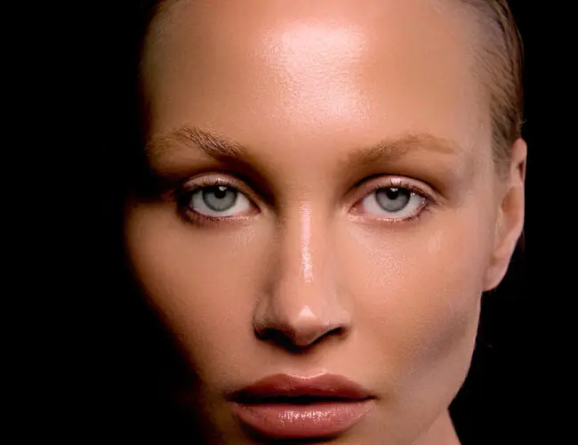 The Minimalist’s Guide to Summer Beauty