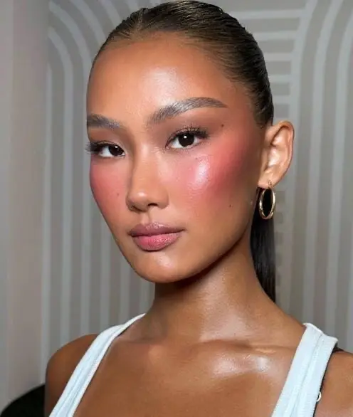 Beat The Heat With These 8 Setting Sprays